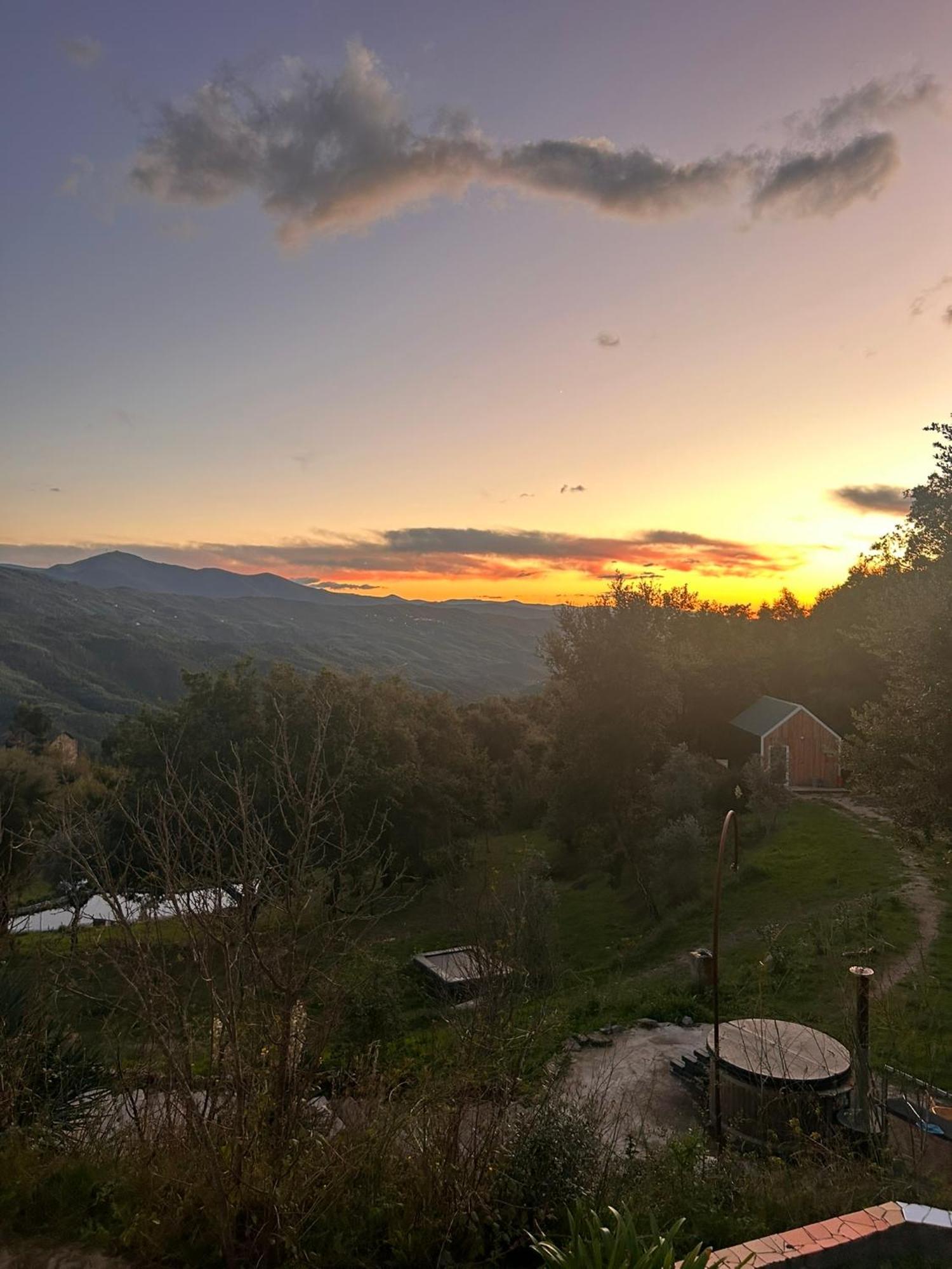 Villa Monkey Tiny Barnhouse With Amazing Views! Folhadosa Esterno foto